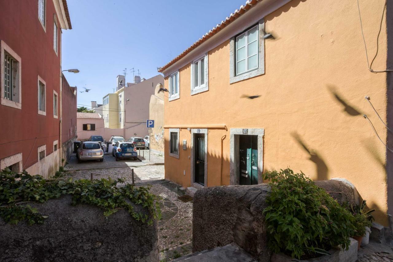 Typical And Brand New T.M. Flat Apartment Lisbon Luaran gambar